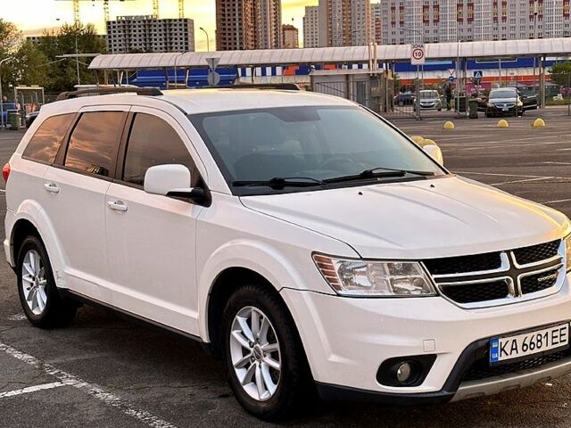 Білий Додж Джорні, об'ємом двигуна 2.4 л та пробігом 310 тис. км за 8700 $, фото 3 на Automoto.ua