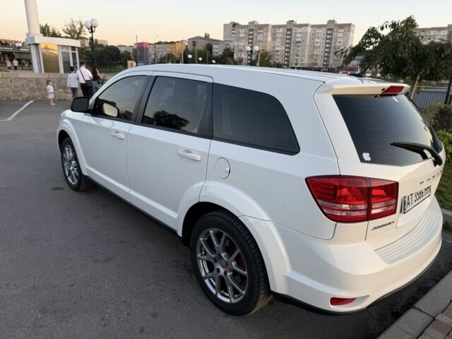 Додж Джорни 2012 в Умани на Automoto.ua Белый Додж Джорни, объемом двигателя 2.4 л и пробегом 226 тыс. км за 9500 $, фото 2 на Automoto.ua