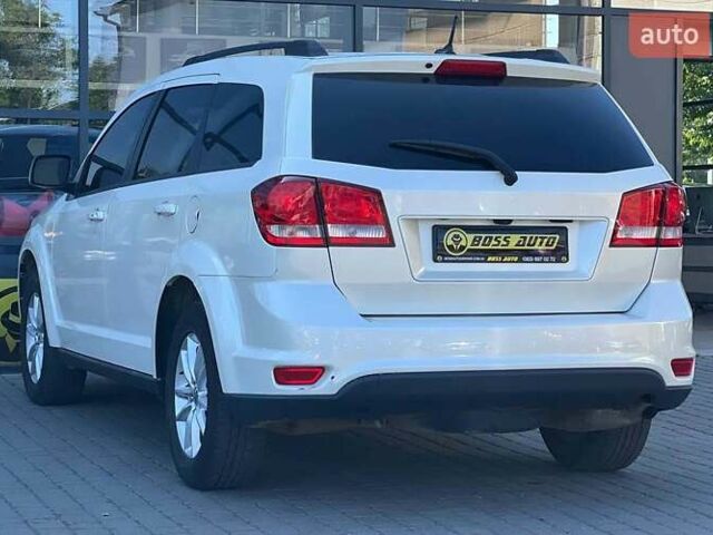 Білий Додж Джорні, об'ємом двигуна 2.36 л та пробігом 161 тис. км за 10990 $, фото 3 на Automoto.ua