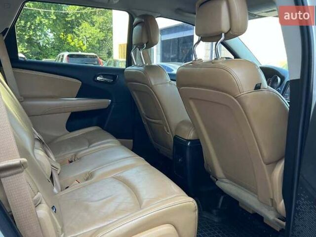 Білий Додж Джорні, об'ємом двигуна 2.36 л та пробігом 161 тис. км за 10990 $, фото 26 на Automoto.ua