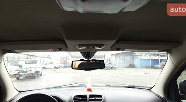 Белый Додж Джорни, объемом двигателя 2.36 л и пробегом 202 тыс. км за 8400 $, фото 28 на Automoto.ua