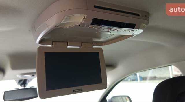 Белый Додж Джорни, объемом двигателя 2.36 л и пробегом 202 тыс. км за 8400 $, фото 27 на Automoto.ua