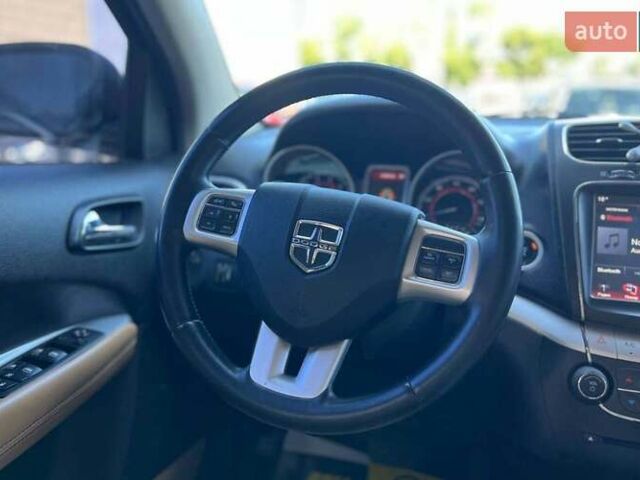 Білий Додж Джорні, об'ємом двигуна 2.36 л та пробігом 161 тис. км за 10990 $, фото 14 на Automoto.ua