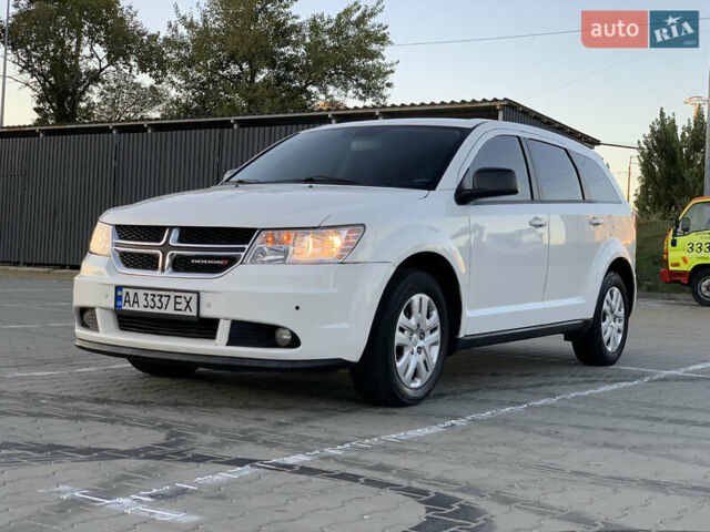 Білий Додж Джорні, об'ємом двигуна 2.36 л та пробігом 212 тис. км за 7777 $, фото 1 на Automoto.ua