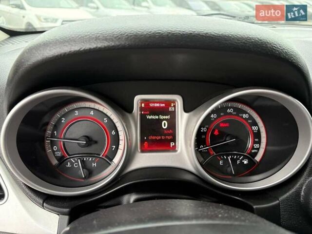 Білий Додж Джорні, об'ємом двигуна 2.4 л та пробігом 121 тис. км за 10290 $, фото 19 на Automoto.ua