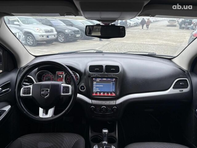 Білий Додж Джорні, об'ємом двигуна 2.4 л та пробігом 121 тис. км за 10290 $, фото 30 на Automoto.ua