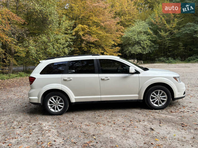 Білий Додж Джорні, об'ємом двигуна 2.36 л та пробігом 121 тис. км за 11100 $, фото 7 на Automoto.ua