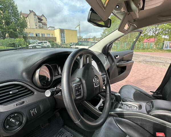 Белый Додж Джорни, объемом двигателя 2.36 л и пробегом 153 тыс. км за 12500 $, фото 66 на Automoto.ua