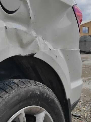 Белый Додж Джорни, объемом двигателя 2.36 л и пробегом 168 тыс. км за 3200 $, фото 4 на Automoto.ua