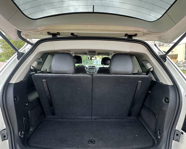 Белый Додж Джорни, объемом двигателя 2.36 л и пробегом 153 тыс. км за 12500 $, фото 37 на Automoto.ua