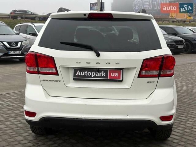 Білий Додж Джорні, об'ємом двигуна 2.4 л та пробігом 121 тис. км за 10290 $, фото 7 на Automoto.ua