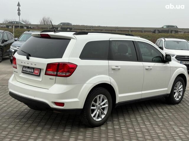 Білий Додж Джорні, об'ємом двигуна 2.4 л та пробігом 121 тис. км за 10290 $, фото 6 на Automoto.ua