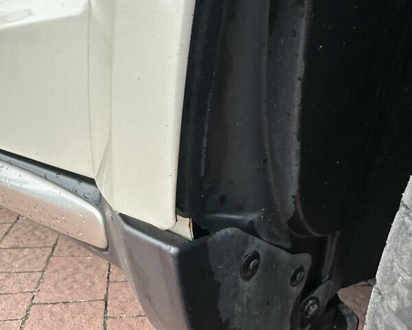 Белый Додж Джорни, объемом двигателя 2.36 л и пробегом 153 тыс. км за 12500 $, фото 10 на Automoto.ua