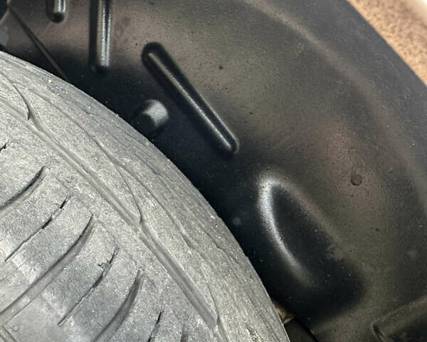 Белый Додж Джорни, объемом двигателя 2.36 л и пробегом 153 тыс. км за 12500 $, фото 12 на Automoto.ua