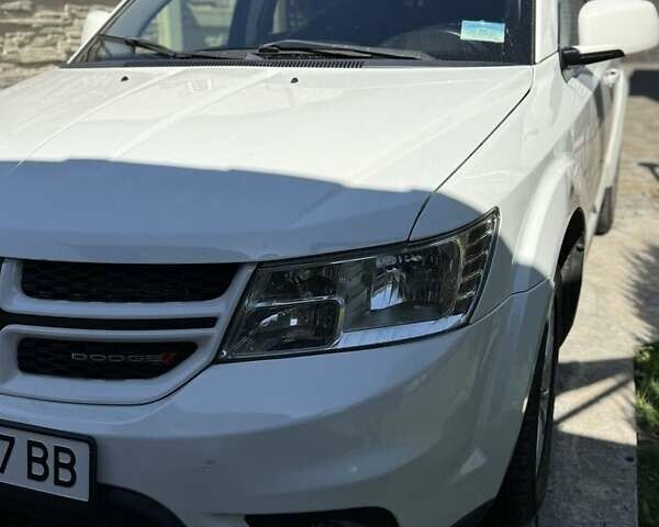 Білий Додж Джорні, об'ємом двигуна 2.4 л та пробігом 183 тис. км за 11500 $, фото 12 на Automoto.ua