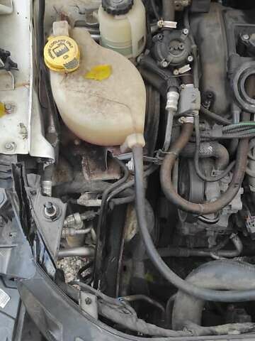 Белый Додж Джорни, объемом двигателя 2.36 л и пробегом 168 тыс. км за 3200 $, фото 22 на Automoto.ua