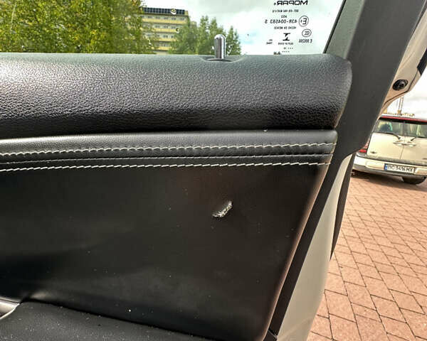 Белый Додж Джорни, объемом двигателя 2.36 л и пробегом 153 тыс. км за 12500 $, фото 74 на Automoto.ua