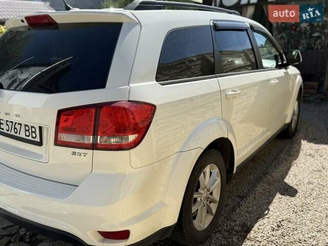 Білий Додж Джорні, об'ємом двигуна 2.4 л та пробігом 183 тис. км за 11500 $, фото 1 на Automoto.ua