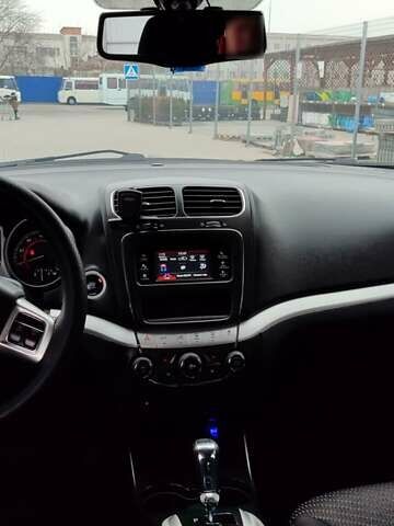 Белый Додж Джорни, объемом двигателя 2.36 л и пробегом 204 тыс. км за 10000 $, фото 18 на Automoto.ua