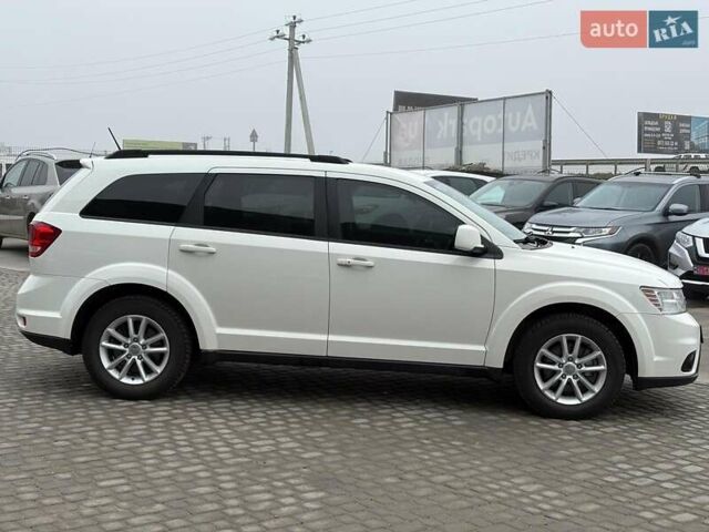 Білий Додж Джорні, об'ємом двигуна 2.4 л та пробігом 121 тис. км за 10290 $, фото 4 на Automoto.ua