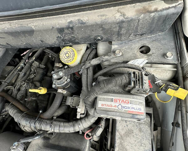 Белый Додж Джорни, объемом двигателя 2.36 л и пробегом 153 тыс. км за 12500 $, фото 78 на Automoto.ua