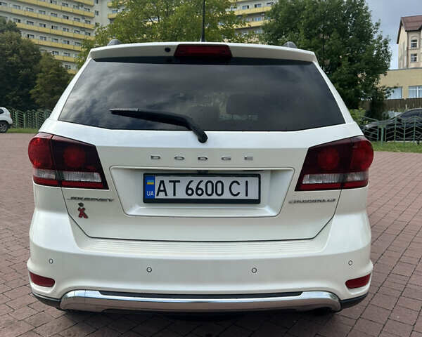 Белый Додж Джорни, объемом двигателя 2.36 л и пробегом 153 тыс. км за 12500 $, фото 16 на Automoto.ua