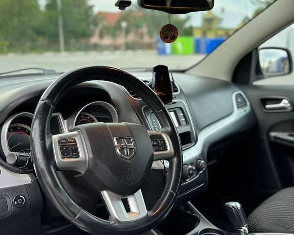 Белый Додж Джорни, объемом двигателя 2.36 л и пробегом 213 тыс. км за 9300 $, фото 14 на Automoto.ua