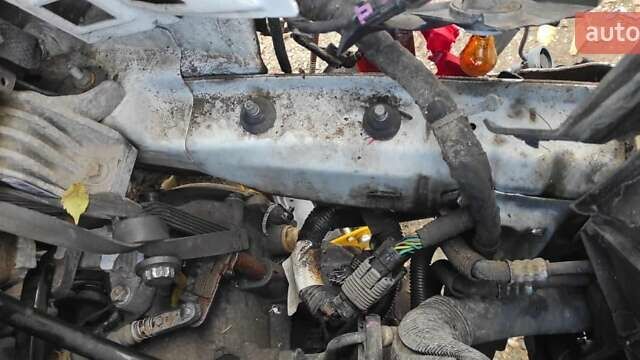 Белый Додж Джорни, объемом двигателя 2.36 л и пробегом 168 тыс. км за 3200 $, фото 23 на Automoto.ua