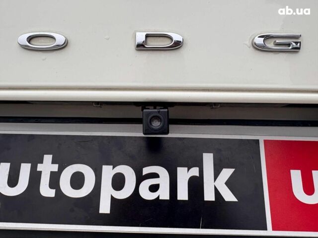 Білий Додж Джорні, об'ємом двигуна 2.4 л та пробігом 121 тис. км за 10290 $, фото 32 на Automoto.ua