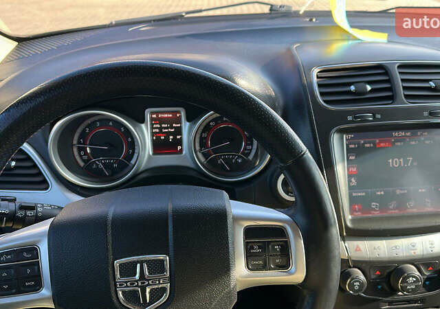 Білий Додж Джорні, об'ємом двигуна 3.6 л та пробігом 211 тис. км за 12000 $, фото 22 на Automoto.ua