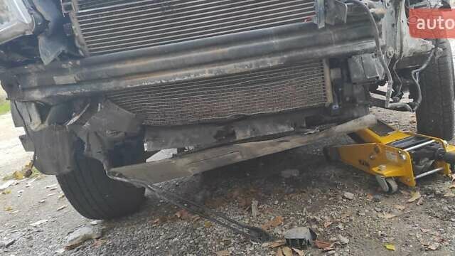 Белый Додж Джорни, объемом двигателя 2.36 л и пробегом 168 тыс. км за 3200 $, фото 24 на Automoto.ua