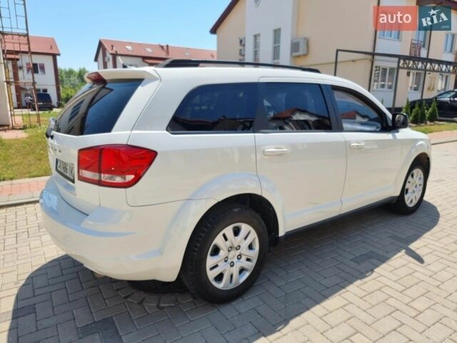 Білий Додж Джорні, об'ємом двигуна 2.4 л та пробігом 184 тис. км за 10000 $, фото 7 на Automoto.ua