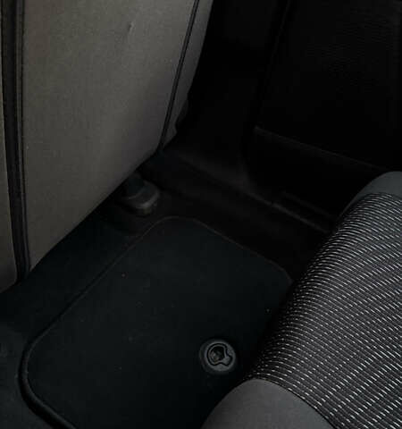 Білий Додж Джорні, об'ємом двигуна 3.6 л та пробігом 179 тис. км за 10800 $, фото 19 на Automoto.ua