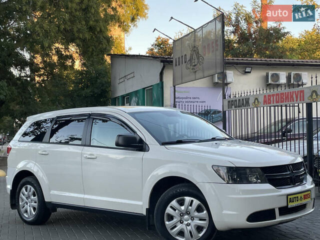 Білий Додж Джорні, об'ємом двигуна 2.4 л та пробігом 58 тис. км за 10999 $, фото 3 на Automoto.ua