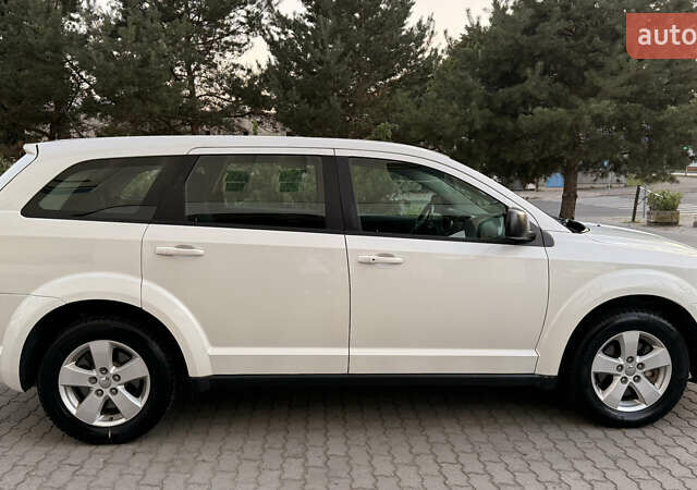 Білий Додж Джорні, об'ємом двигуна 3.6 л та пробігом 179 тис. км за 10800 $, фото 21 на Automoto.ua