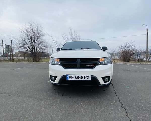 Білий Додж Джорні, об'ємом двигуна 2.4 л та пробігом 185 тис. км за 12700 $, фото 5 на Automoto.ua
