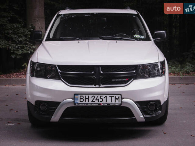 Белый Додж Джорни, объемом двигателя 3.6 л и пробегом 214 тыс. км за 14500 $, фото 9 на Automoto.ua