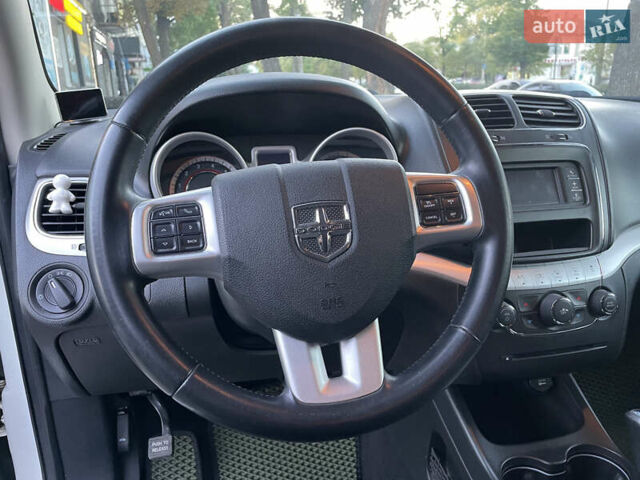Білий Додж Джорні, об'ємом двигуна 2.4 л та пробігом 58 тис. км за 10999 $, фото 14 на Automoto.ua