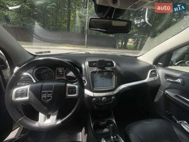 Белый Додж Джорни, объемом двигателя 3.6 л и пробегом 214 тыс. км за 14500 $, фото 15 на Automoto.ua