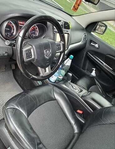 Белый Додж Джорни, объемом двигателя 3.6 л и пробегом 180 тыс. км за 12200 $, фото 8 на Automoto.ua