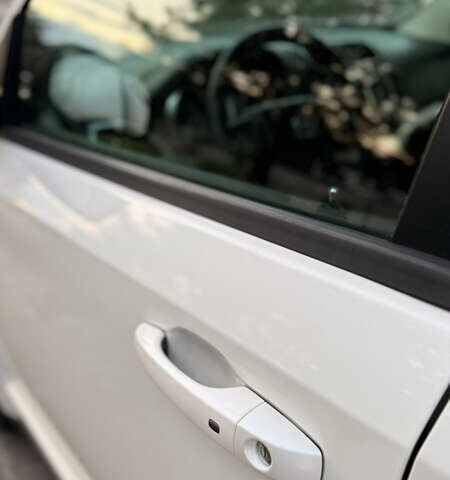 Белый Додж Джорни, объемом двигателя 3.6 л и пробегом 179 тыс. км за 10450 $, фото 27 на Automoto.ua