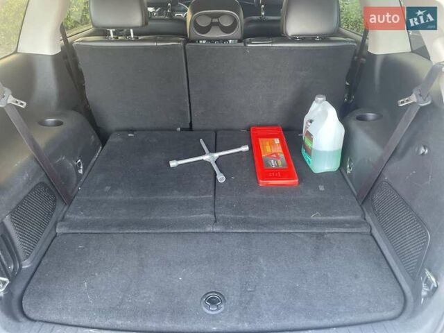 Белый Додж Джорни, объемом двигателя 3.6 л и пробегом 214 тыс. км за 14500 $, фото 10 на Automoto.ua