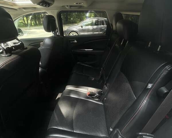 Белый Додж Джорни, объемом двигателя 3.6 л и пробегом 214 тыс. км за 14500 $, фото 16 на Automoto.ua