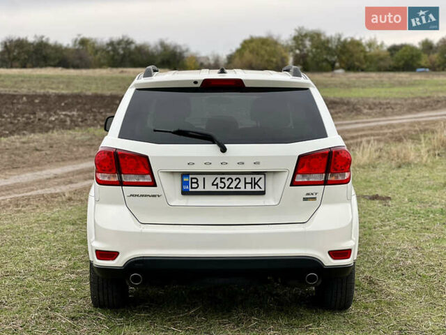 Додж Джорни 2016 в Валках на Automoto.ua Белый Додж Джорни, объемом двигателя 3.6 л и пробегом 128 тыс. км за 12900 $, фото 8 на Automoto.ua