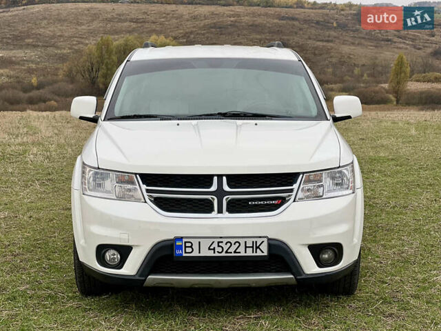 Додж Джорни 2016 в Валках на Automoto.ua Белый Додж Джорни, объемом двигателя 3.6 л и пробегом 128 тыс. км за 12900 $, фото 2 на Automoto.ua