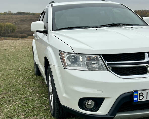 Додж Джорни 2016 в Валках на Automoto.ua Белый Додж Джорни, объемом двигателя 3.6 л и пробегом 128 тыс. км за 12900 $, фото 5 на Automoto.ua