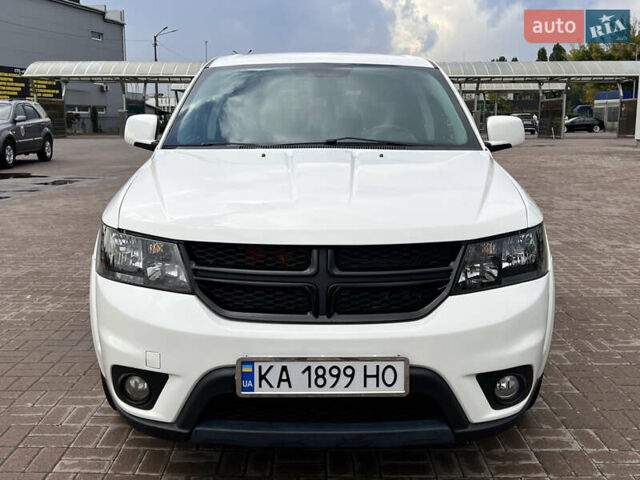 Белый Додж Джорни, объемом двигателя 3.6 л и пробегом 210 тыс. км за 12500 $, фото 8 на Automoto.ua