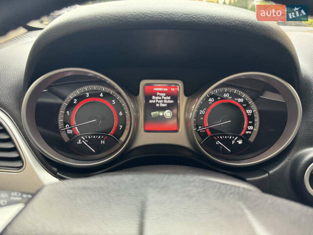 Белый Додж Джорни, объемом двигателя 2.4 л и пробегом 143 тыс. км за 12750 $, фото 28 на Automoto.ua