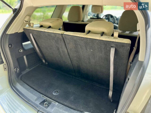 Додж Джорни 2016 в Валках на Automoto.ua Белый Додж Джорни, объемом двигателя 3.6 л и пробегом 128 тыс. км за 12900 $, фото 20 на Automoto.ua