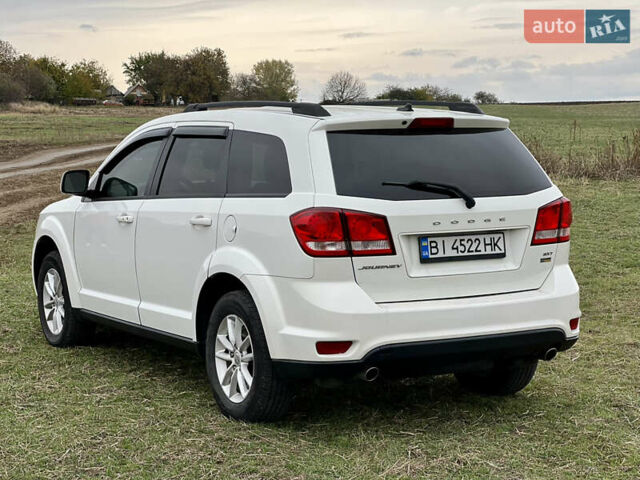 Додж Джорни 2016 в Валках на Automoto.ua Белый Додж Джорни, объемом двигателя 3.6 л и пробегом 128 тыс. км за 12900 $, фото 7 на Automoto.ua